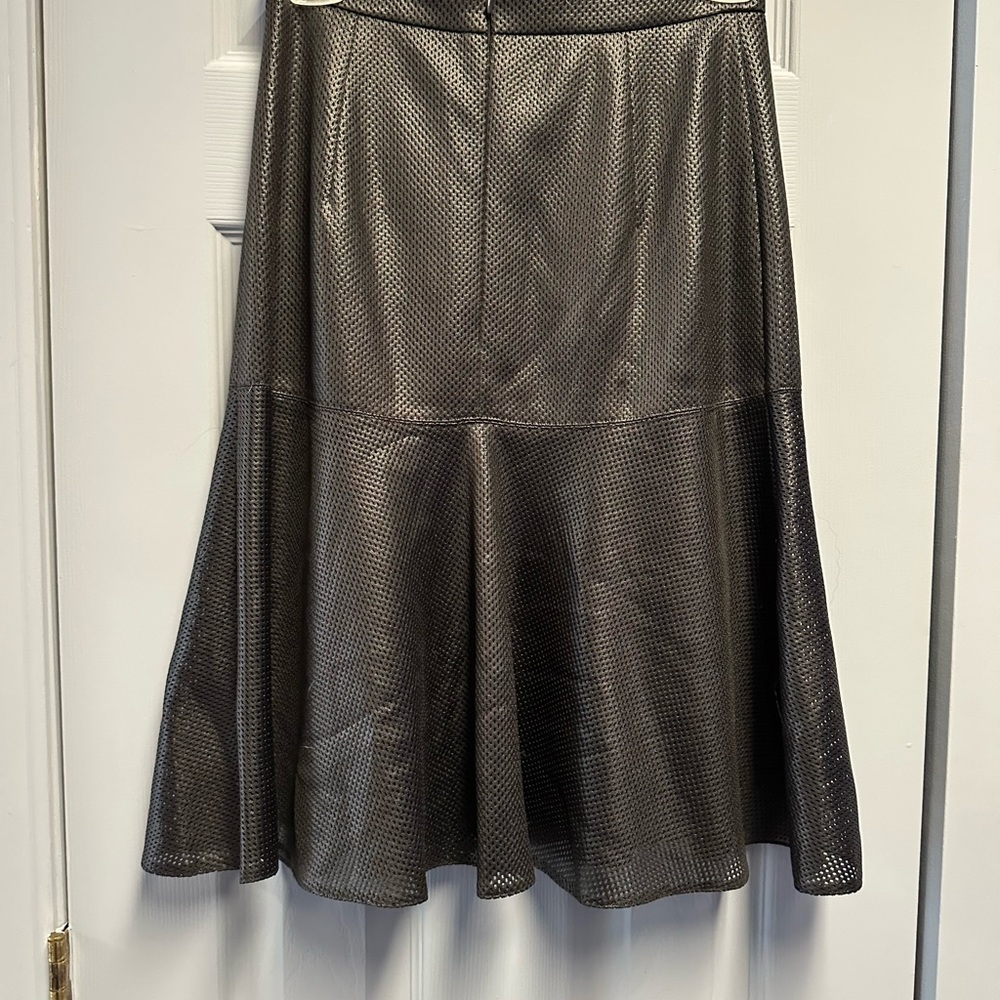 Chic Black A-Line Skirt - Picture 4 of 4